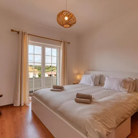 Villa Casa Branca - With Private Pool & Big Garden