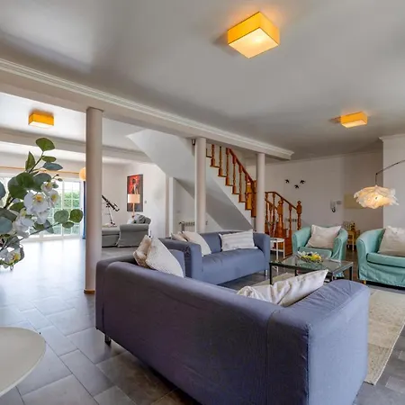 Casa Branca - With Private Pool & Big Garden *