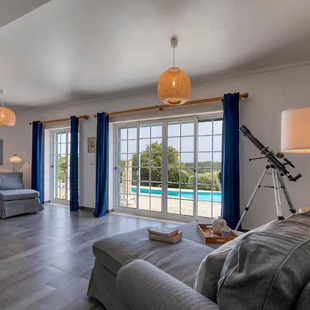 Casa Branca - With Private Pool & Big Garden Ribamar (Lourinha)