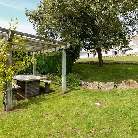 Villa Casa Branca - With Private Pool & Big Garden *