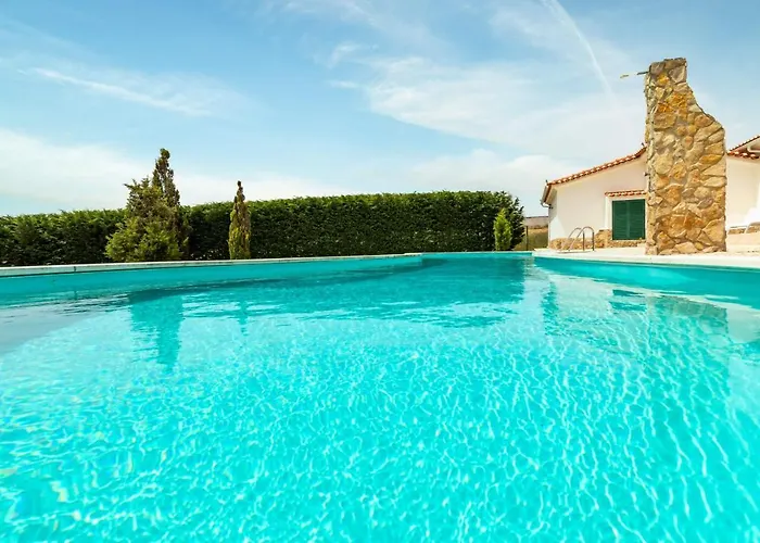 Villa Casa Branca - With Private Pool & Big Garden *