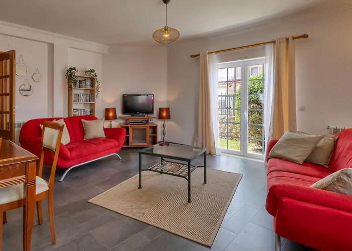 Villa Casa Branca - With Private Pool & Big Garden